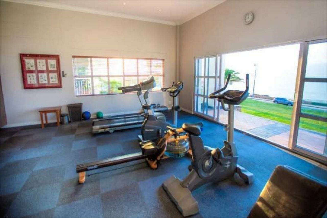Courtyard Hotel Gqeberha Port Elizabeth Exterior photo